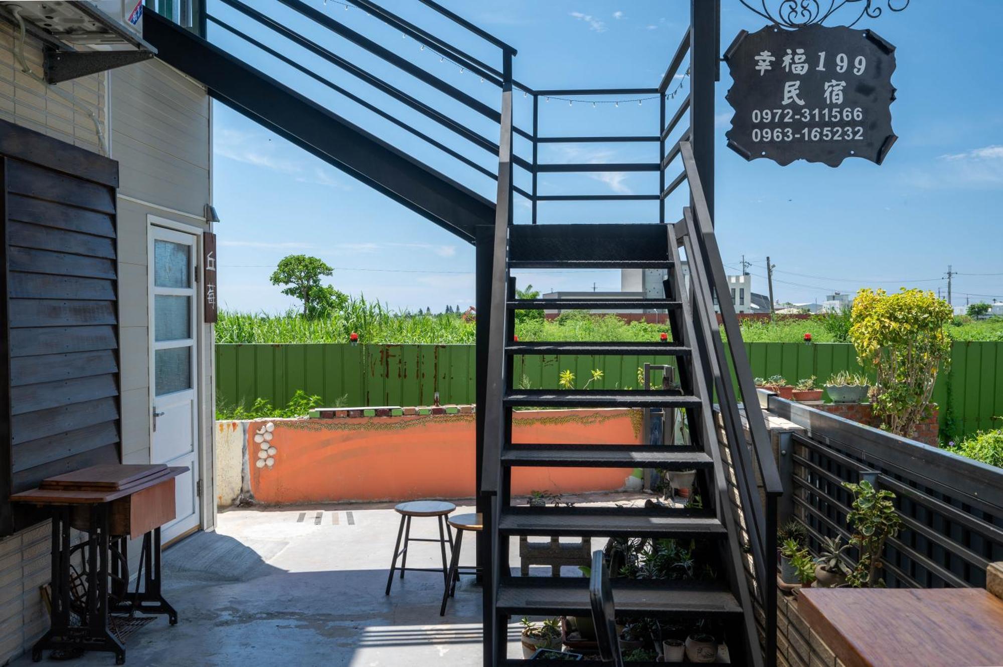 Happiness 199 Homestay Taitung Bagian luar foto